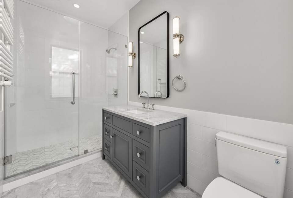 Upper West Side Stunner - 8 Bedrooms - New York City, New York