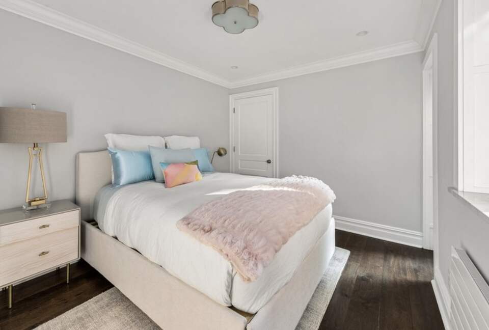 Upper West Side Stunner - 8 Bedrooms - New York City, New York