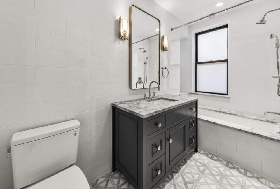 Upper West Side Stunner - 8 Bedrooms - New York City, New York