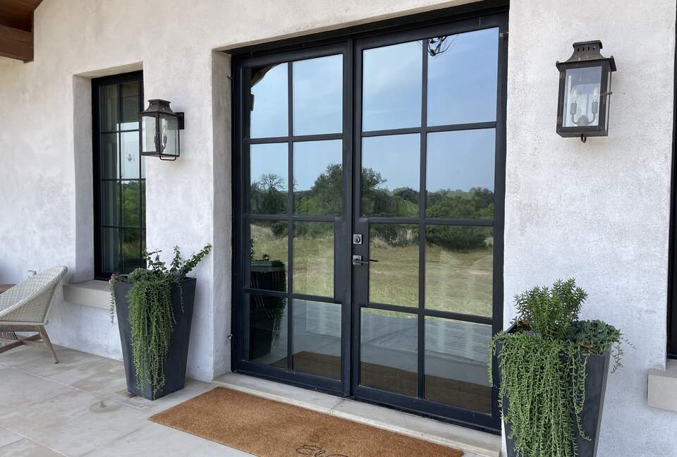 Ranch Road Hill Country Luxury Retreat on 300 Plus Private Acres! - Mason, Texas