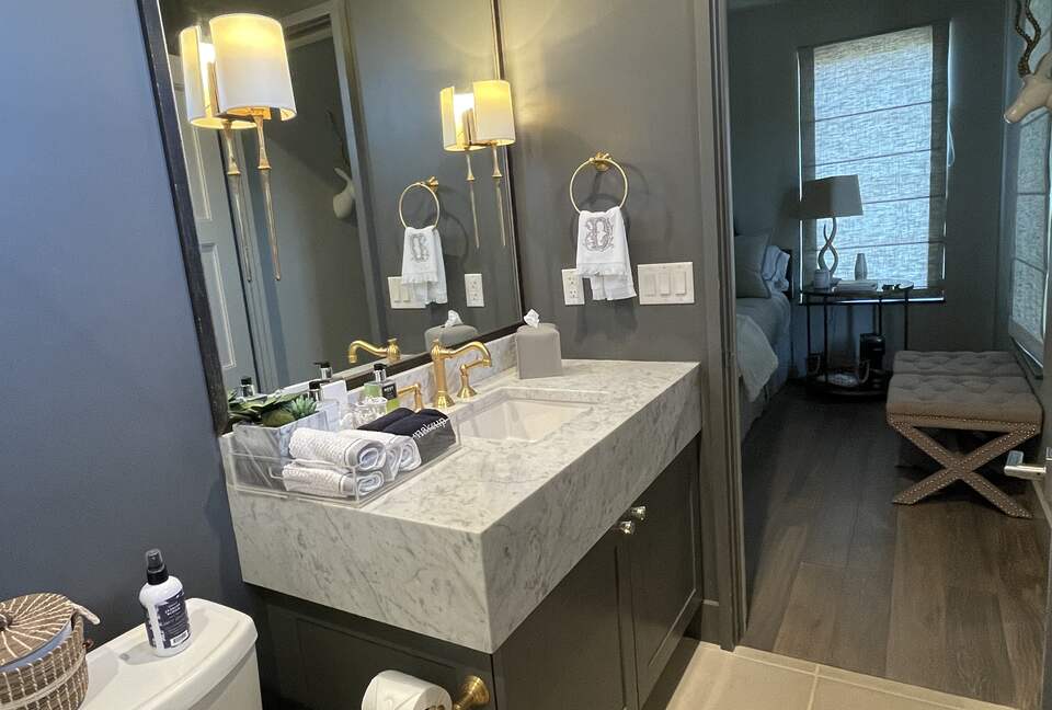 Ranch Road Hill Country Luxury Retreat on 300 Plus Private Acres! - Mason, Texas