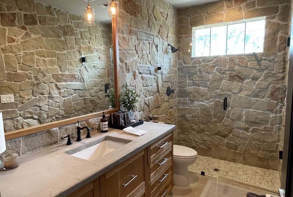 Ranch Road Hill Country Luxury Retreat on 300 Plus Private Acres! - Mason, Texas