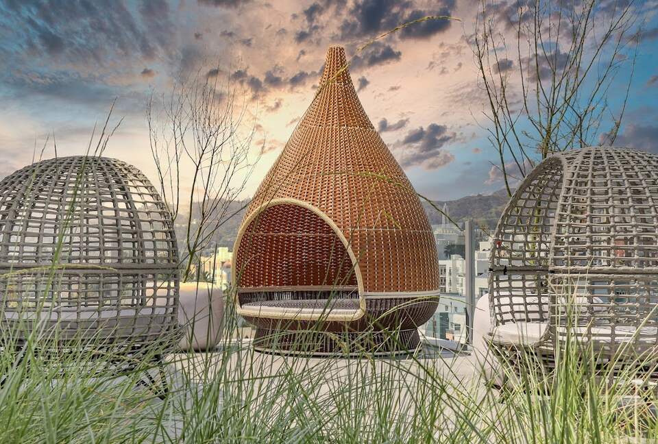 Inspire Hollywood - Brand New Luxury 2 Bedroom Condo - Los Angeles, California