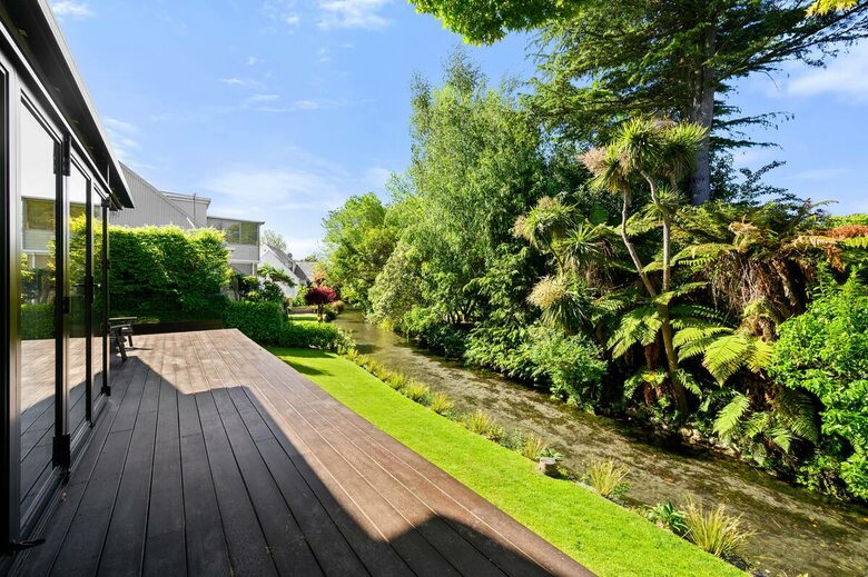 Fendalton Home - Christchurch, New Zealand