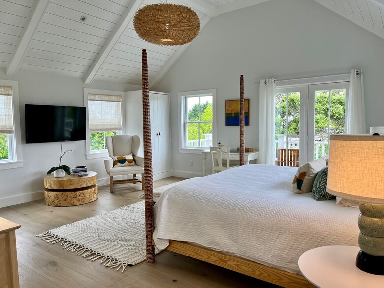 Coastal Modern Beach Home - Nantucket, Massachusetts