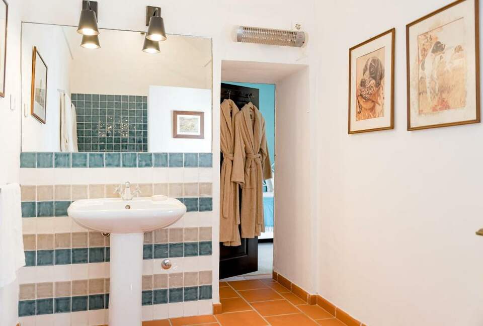 Vale do Manantio (R) - Moura, Portugal