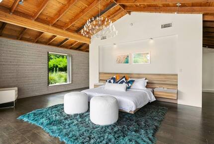 Phoenix Sunshine | Saltwater Pool, Spa, Firepit, & Surround sound - Phoenix, Arizona