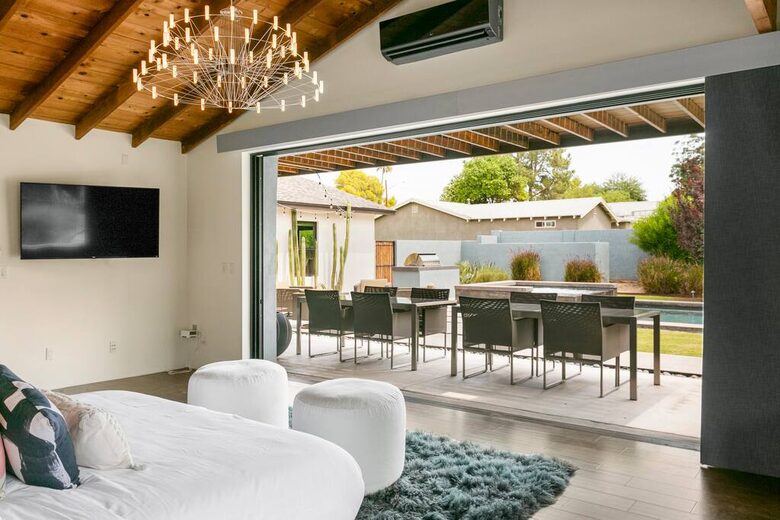 Phoenix Sunshine | Saltwater Pool, Spa, Firepit, & Surround sound - Phoenix, Arizona