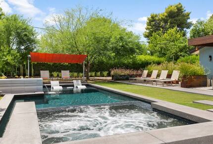 Phoenix Sunshine | Saltwater Pool, Spa, Firepit, & Surround sound - Phoenix, Arizona
