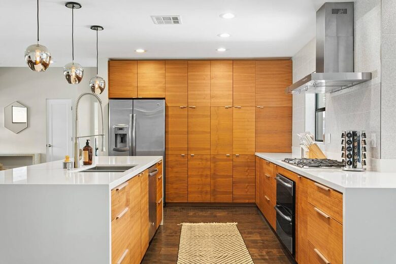 Phoenix Sunshine | Saltwater Pool, Spa, Firepit, & Surround sound - Phoenix, Arizona