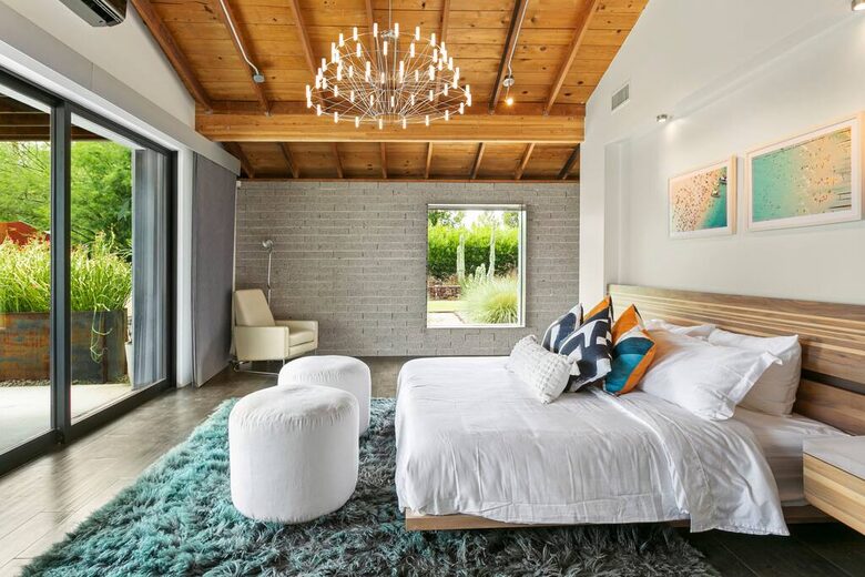 Phoenix Sunshine | Saltwater Pool, Spa, Firepit, & Surround sound - Phoenix, Arizona