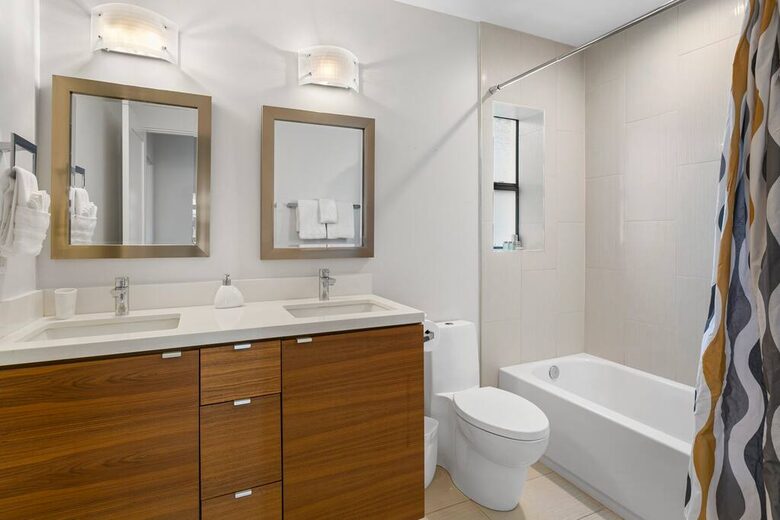 Phoenix Sunshine | Saltwater Pool, Spa, Firepit, & Surround sound - Phoenix, Arizona