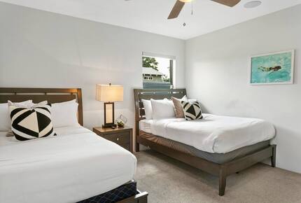 Phoenix Sunshine | Saltwater Pool, Spa, Firepit, & Surround sound - Phoenix, Arizona