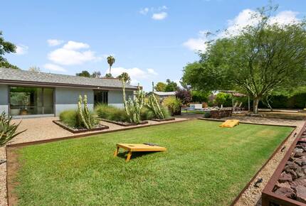 Phoenix Sunshine | Saltwater Pool, Spa, Firepit, & Surround sound - Phoenix, Arizona