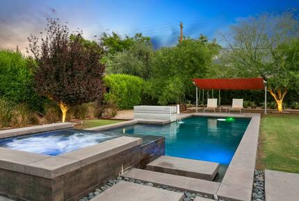 Phoenix Sunshine | Saltwater Pool, Spa, Firepit, & Surround sound - Phoenix, Arizona