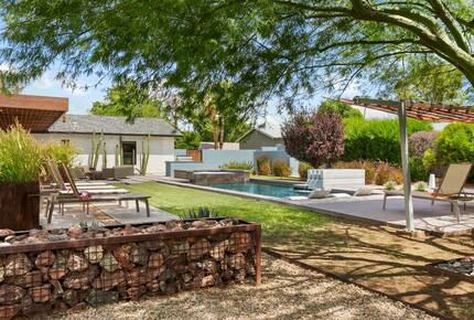 Phoenix Sunshine | Saltwater Pool, Spa, Firepit, & Surround sound - Phoenix, Arizona