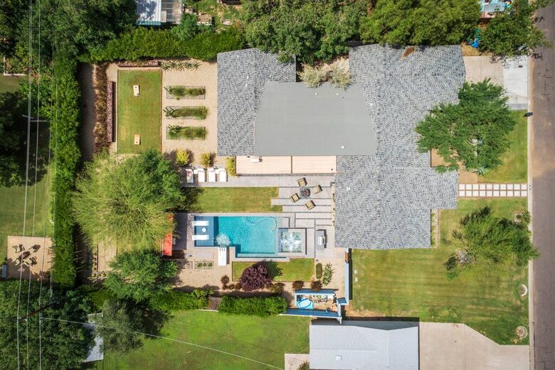 Phoenix Sunshine | Saltwater Pool, Spa, Firepit, & Surround sound - Phoenix, Arizona