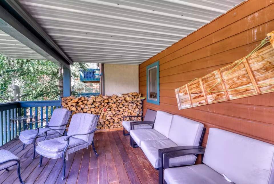 Timberfalls Hideaway - Luxurious Condo with Shared Pool and Tennis - Vail, Colorado