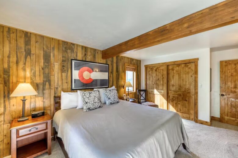 Timberfalls Hideaway - Luxurious Condo with Shared Pool and Tennis - Vail, Colorado