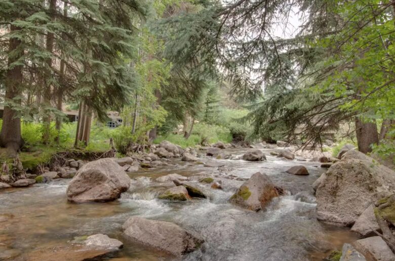 Timberfalls Hideaway - Luxurious Condo with Shared Pool and Tennis - Vail, Colorado