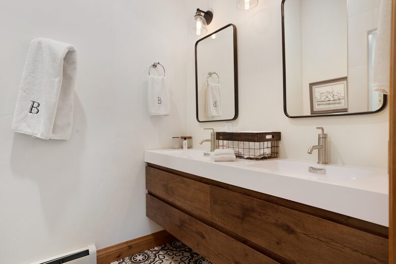 Vail Valley Modern Getaway - Vail, Colorado