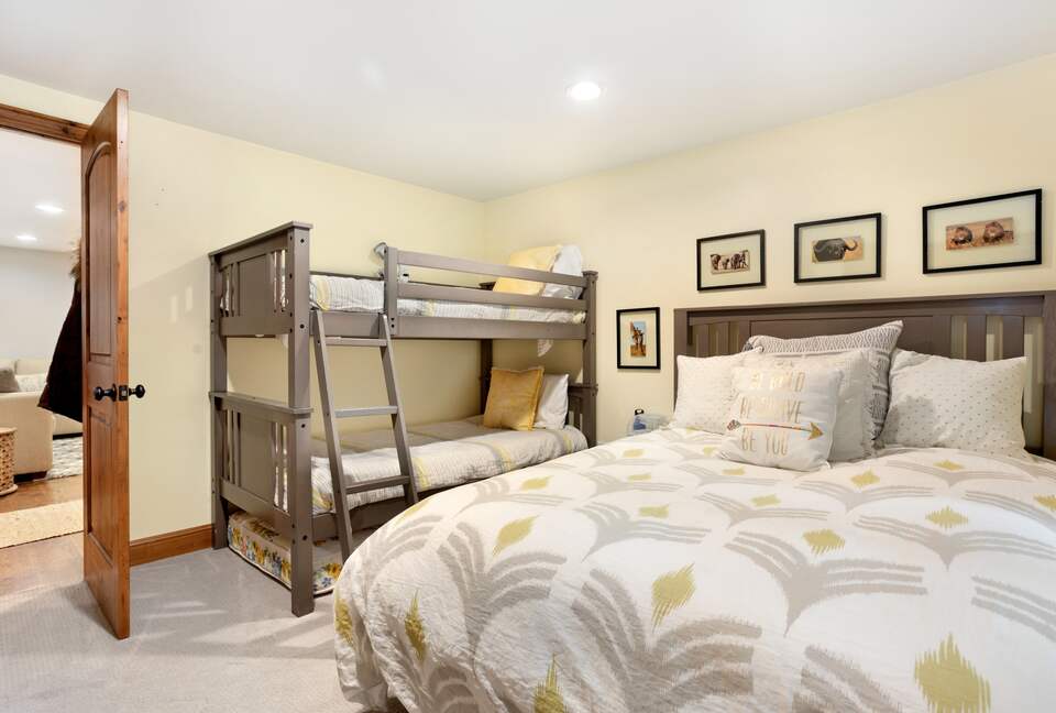 Vail Valley Modern Getaway - Vail, Colorado