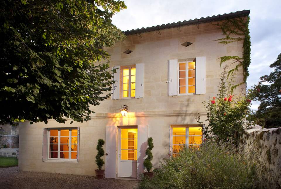 Maison Des Cordeliers - Saint-Émilion, France