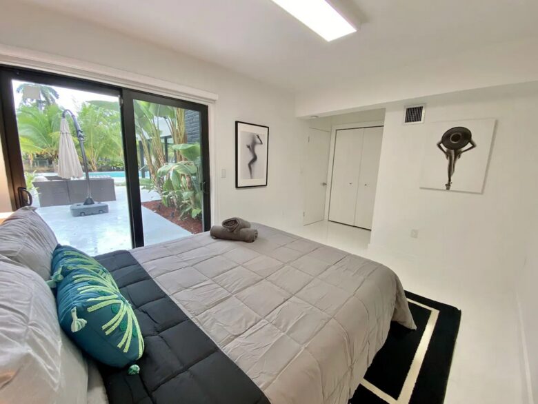 Spacious Family Retreat | With Pool, 15 minutes from Miami - El Portal, Florida