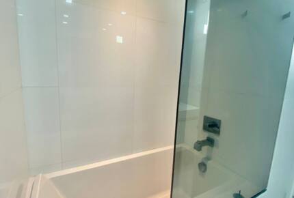 Spacious Family Retreat | With Pool, 15 minutes from Miami - El Portal, Florida