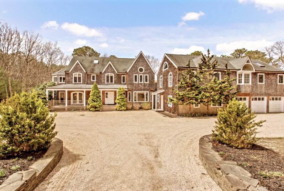 Ultimate Hamptons Luxury with Private Tennis - Water Mill, New York