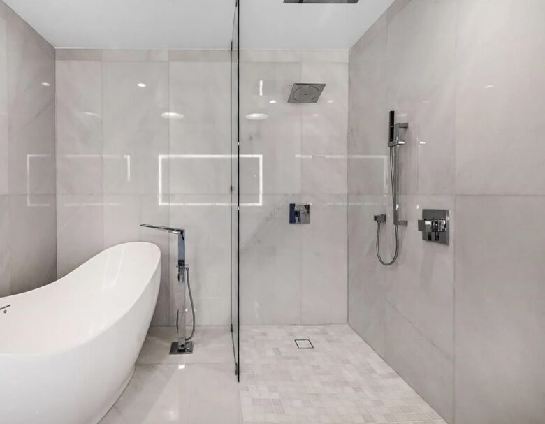 Apartment with water views - Sunny Isles Beach, Florida