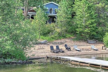 Charming Lakefront Home on Pristine Lake Coeur d' Alene - Coeur d'Alene, Idaho