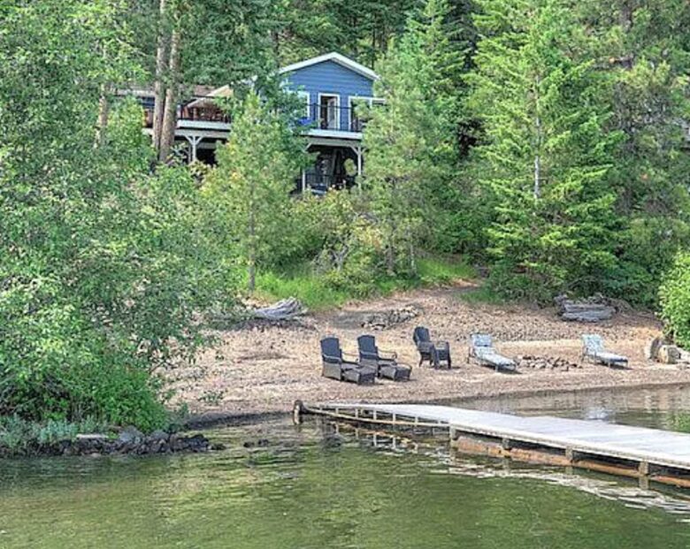 Charming Lakefront Home on Pristine Lake Coeur d' Alene - Coeur d'Alene, Idaho