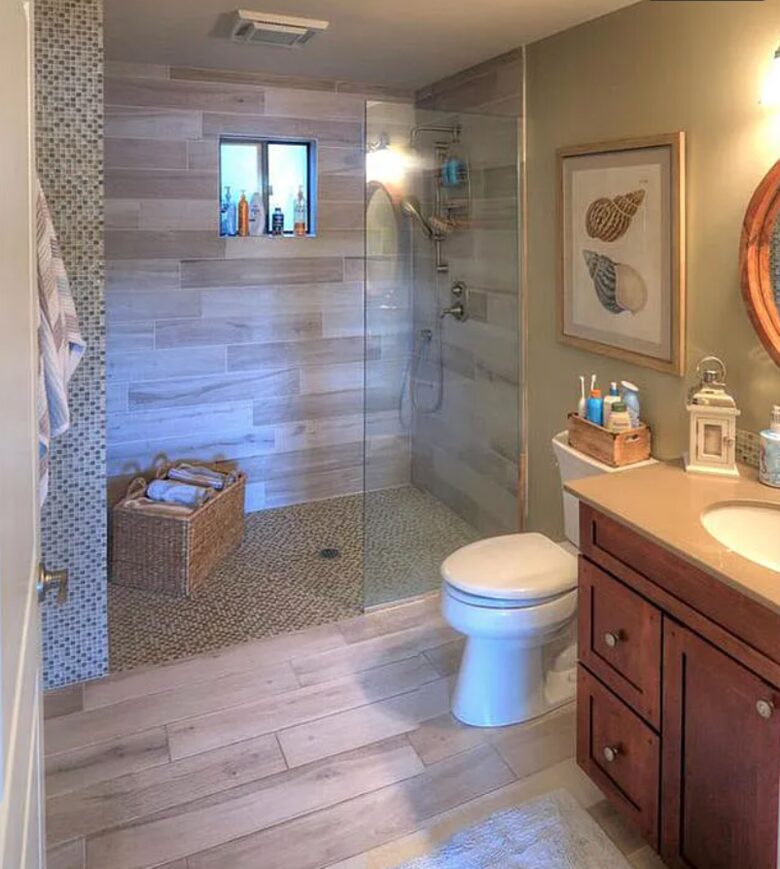 Charming Lakefront Home on Pristine Lake Coeur d' Alene - Coeur d'Alene, Idaho