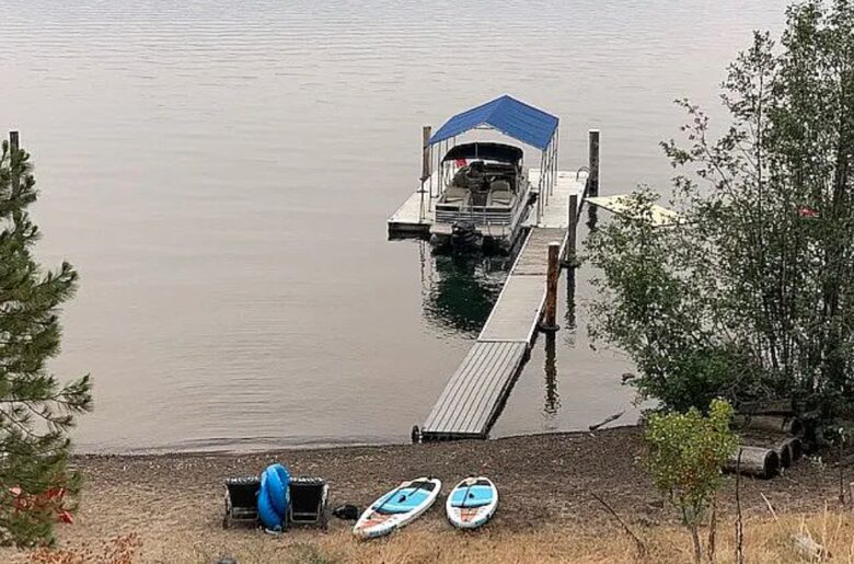 Charming Lakefront Home on Pristine Lake Coeur d' Alene - Coeur d'Alene, Idaho