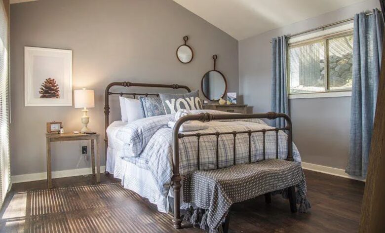 Charming Lakefront Home on Pristine Lake Coeur d' Alene - Coeur d'Alene, Idaho