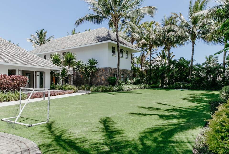 Anahita Dream (R) - Beau Champ, Mauritius