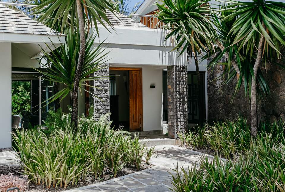 Anahita Dream (R) - Beau Champ, Mauritius