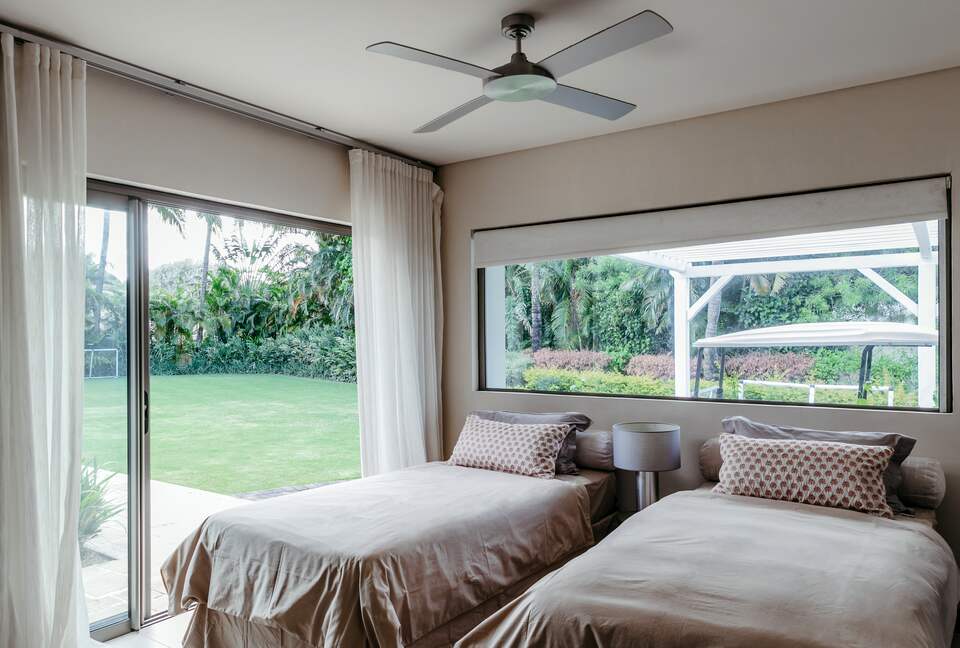 Anahita Dream (R) - Beau Champ, Mauritius