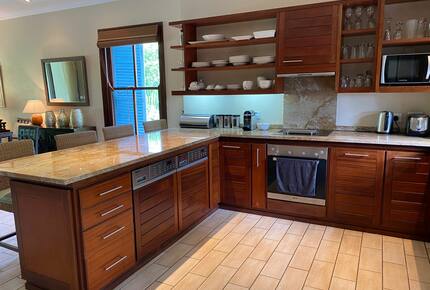 Bigarade 28,11 | Eden Island - Victoria, Mahe, Seychelles