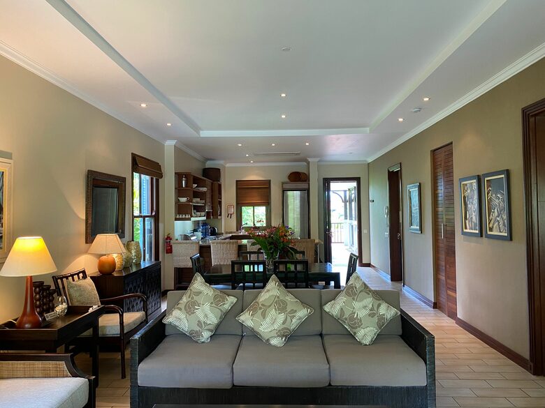 Bigarade 28,11 | Eden Island - Victoria, Mahe, Seychelles