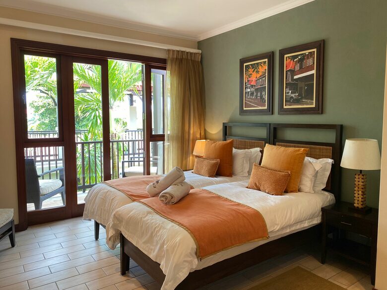 Bigarade 28,11 | Eden Island - Victoria, Mahe, Seychelles