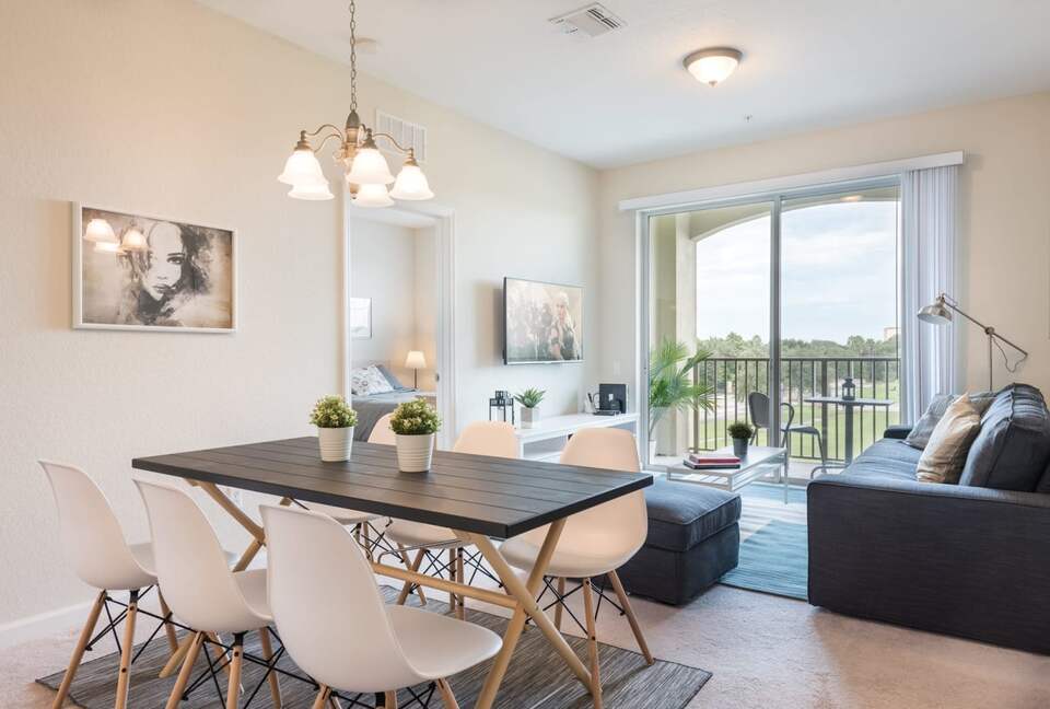 Beautiful Getaway Near Universal Parks and Convention Center - Orlando, Florida