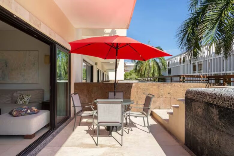 Luxurious Two-Bedroom Villa Steps Away from Mamitas Beach | Featuring a Private Pool - Playa del Carmen, Mexico