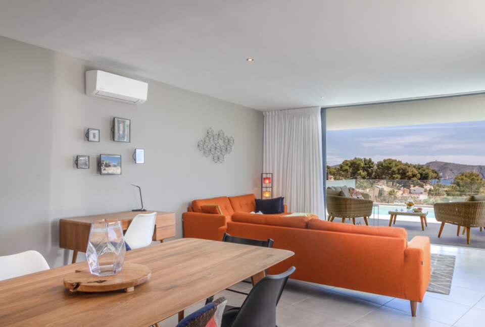 Villa Falco | Family-friendly modern getaway with private pool and yard - Alicante, Spain