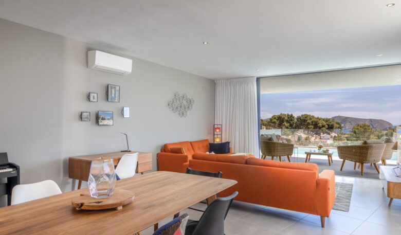 Villa Falco | Family-friendly modern getaway with private pool and yard - Alicante, Spain