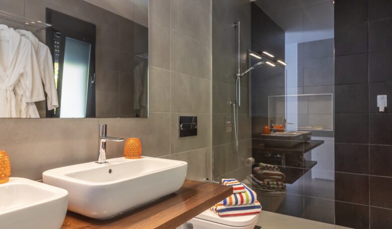 Villa Falco | Family-friendly modern getaway with private pool and yard - Alicante, Spain