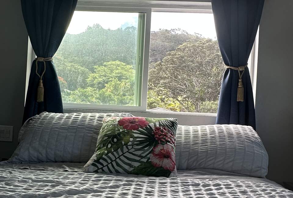 Tropical Paradise in Heart of The North Shore - Haleiwa, Hawaii