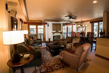 10th Mountain Suite at Gravity Haus Vail - Vail, Colorado