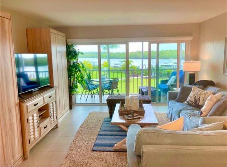 A Boater’s Dream | Waterfront Condo - Naples, Florida
